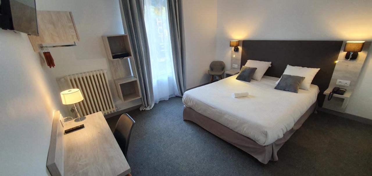Hotel L'Alsace-Gare Sncf ナルボンヌ エクステリア 写真