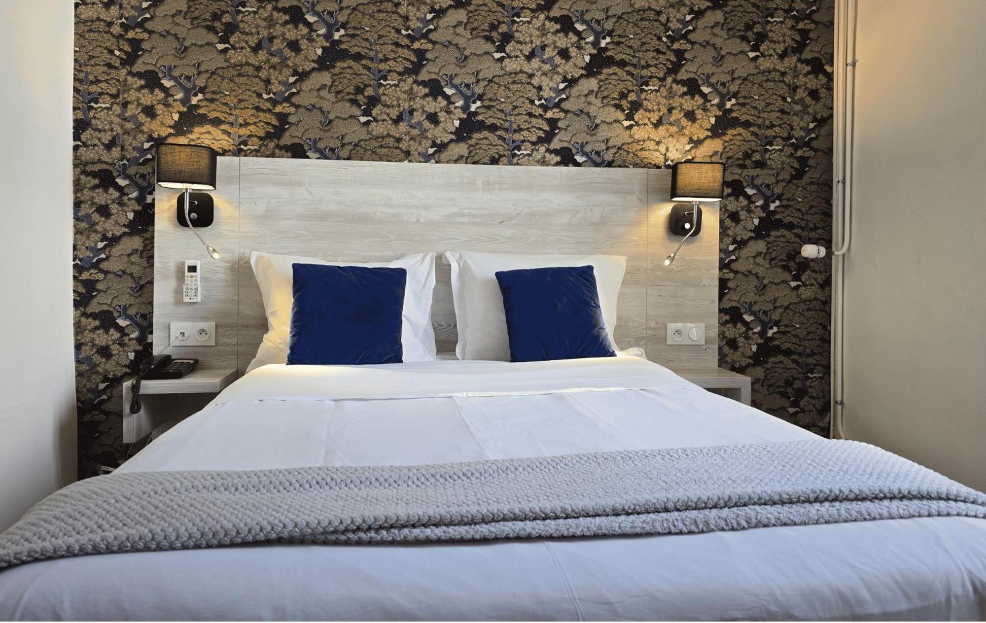 Hotel L'Alsace-Gare Sncf ナルボンヌ エクステリア 写真